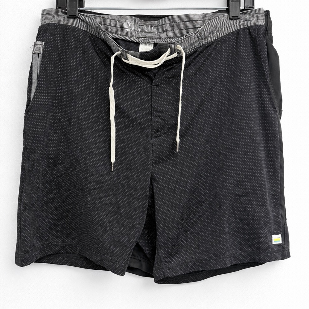 Vuori Men's Black Athletic Shorts